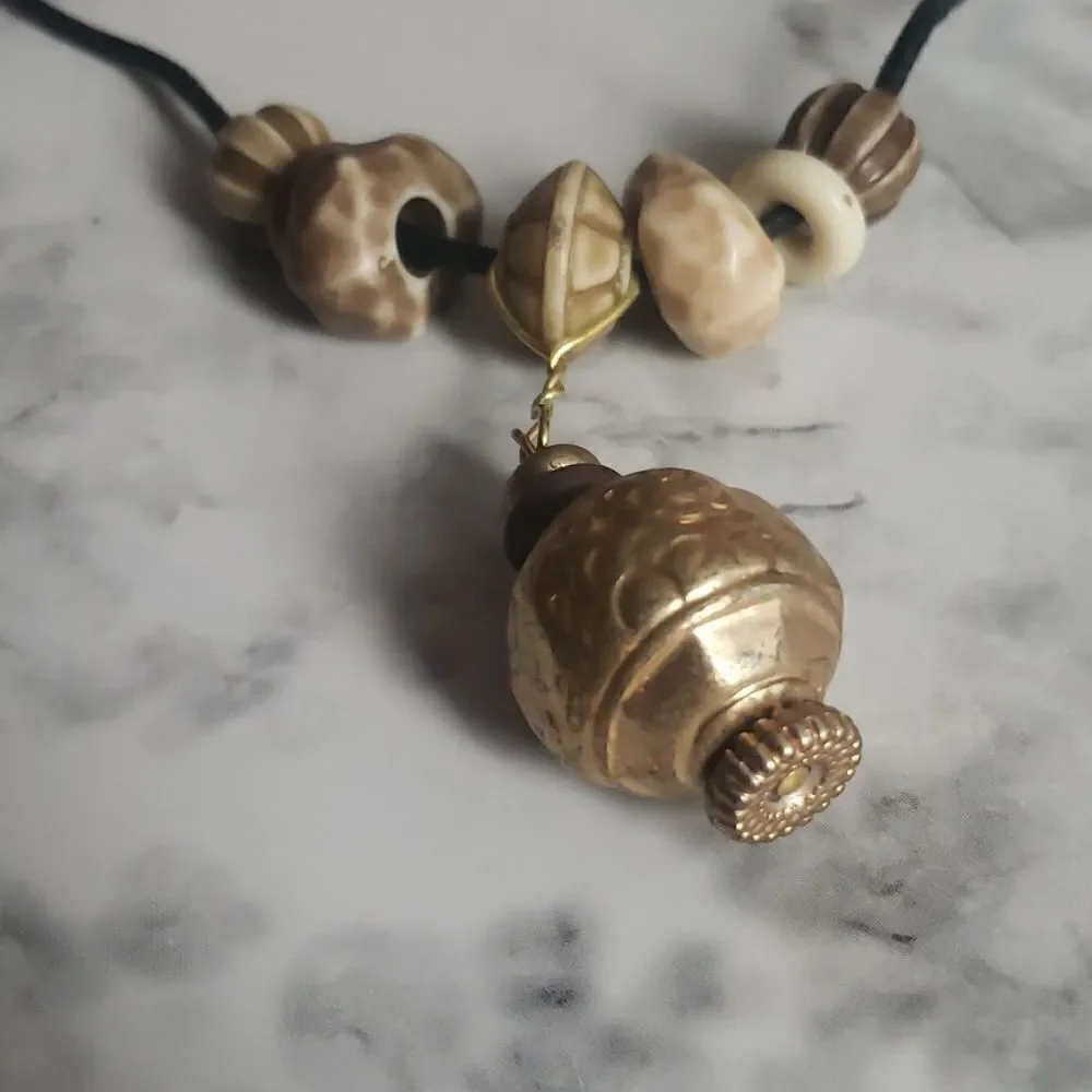 Vintage Gold and Brown Necklace‎